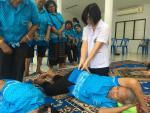 กิจกรรมที่ 6 การนวดแผนไทยและทำลูกประคบ