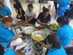 กิจกรรมที่ 6 การนวดแผนไทยและทำลูกประคบ